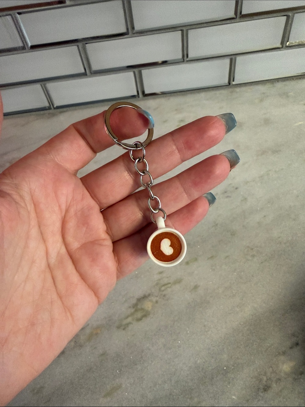 Coffee lover keychain gift cappuccino latte coffee ☕️ - Picture 2 of 2
